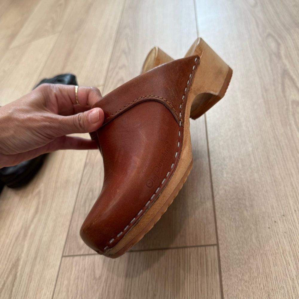 Brown Leather Clogs - Picture 4 of 8